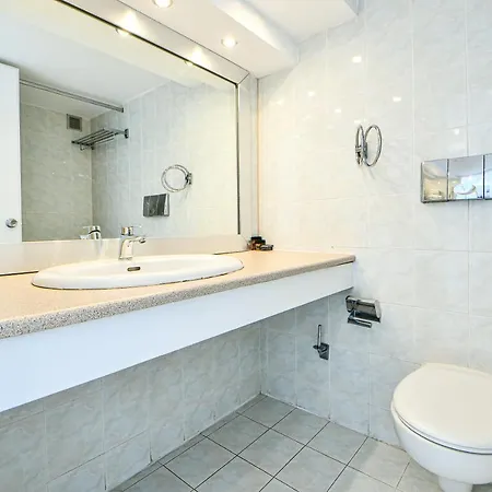 公寓式酒店 Paris Sea Front Suites *